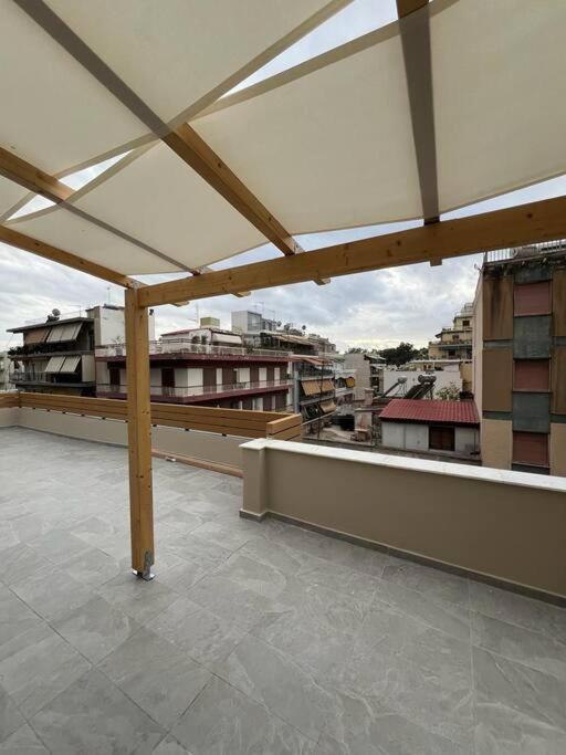 Cozy New Apartment Nearby Metro Атина Екстериор снимка