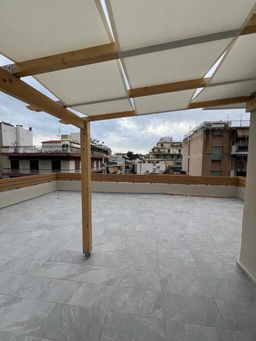 Cozy New Apartment Nearby Metro Атина Екстериор снимка